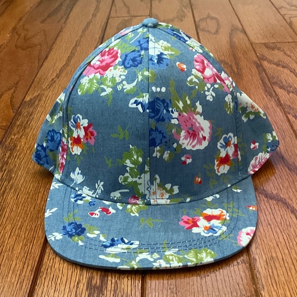 floral and chambray snapback hat, new condition main image 6